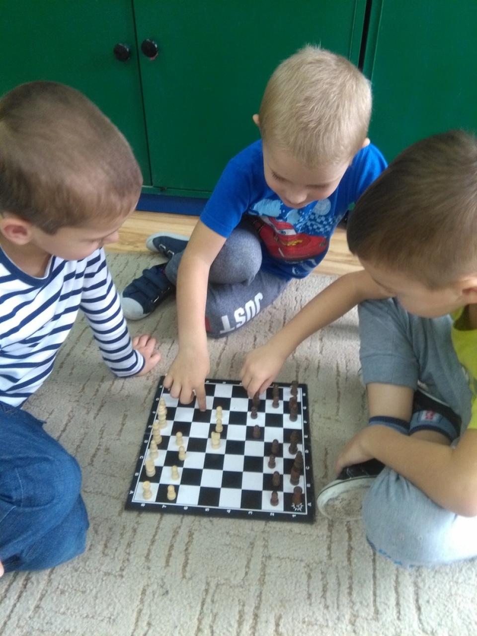 Talenty dodajemy - grę w szachy szlifujemy !