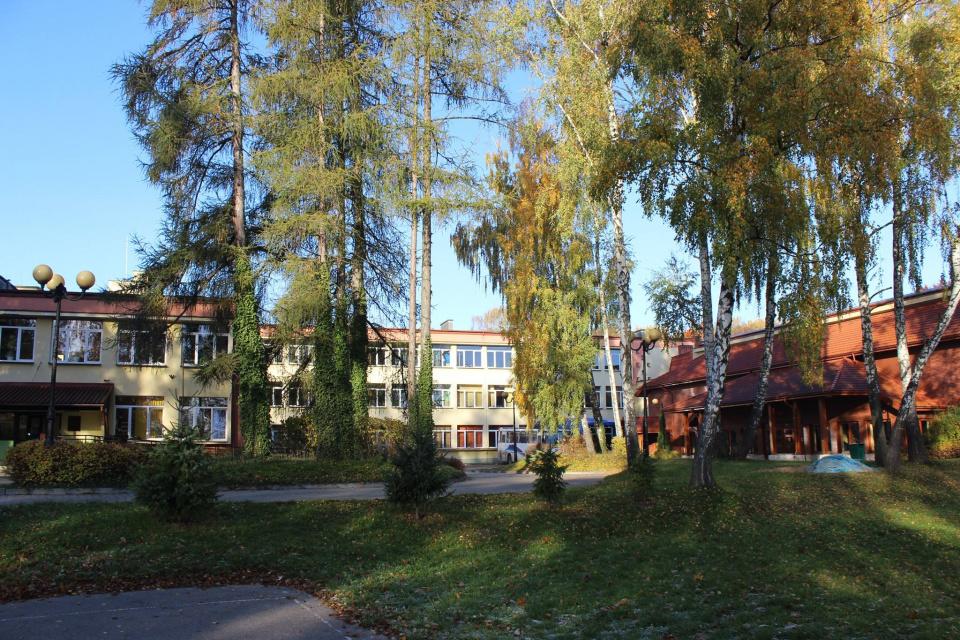 Nasza Szkoła Podstawowa w Nałęczowie w nowej siedzibie