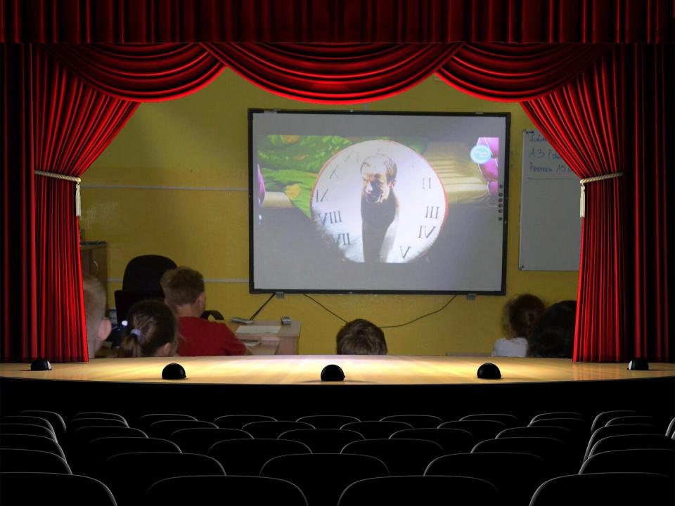 Teatr internetowy w Szkole Podstawowej w Nałęczowie.
