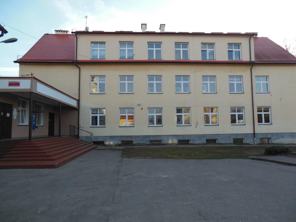 Gimnazjum w Lubominie