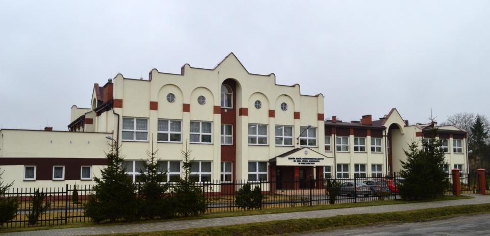 Szkoła Podstawowa w Zespole Szkół Ogólnokształcących im. Króla Jana III Sobieskiego w Rybczewicach Drugich